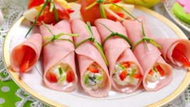 Рулца от шунка и крема сирене