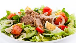 Бърза салата с риба тон