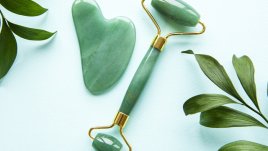 Как да подмладим кожата с терапия Гуа ша и дермаролер