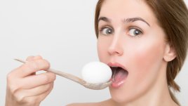 Какво се случва с тялото, ако ядете твърде много яйца?