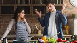 14 признака, че той ви прави на глупачка