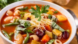 Италианска супа минестроне 