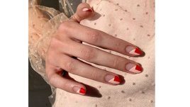 Маникюр в комбинации от два или три цвята