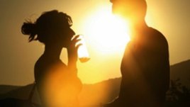 4 обяснения защо падаме в капана на любовта