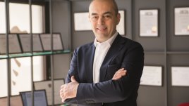 Усмивка като на холивудска звезда