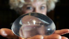 Важните факти за гръдните импланти