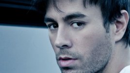 Енрике Иглесиас кацна в София