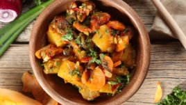 Свинско в гювеч