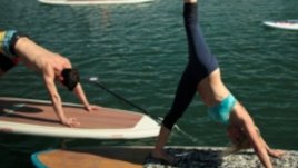 4 упражнения за плосък корем с топка за фитнес