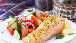 Хрупкава сьомга с лимонова коричка и пармезан 