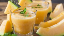 Смути с два вида пъпеш и мед