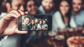 Как да позирате правилно, за да изглеждате винаги добре на снимки