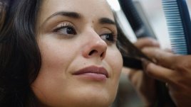 Универсална зимна маска за лъскава и здрава коса