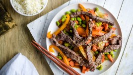 Корейски стир фрай с телешко