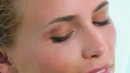 Езикът на тялото ще е по-убедителен с копринено гладка кожа и екзотичен аромат