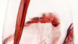 Как да изчистим петното от вино?