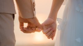 Какво не трябва да споделяте за брака си?