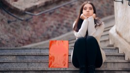 Защо ви е трудно да се изкачвате по стълби?