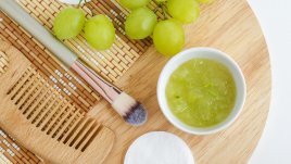 Маски за красива и здрава кожа с грозде