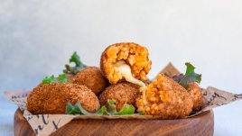 Пържени оризови топчета с пармезан 