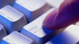 Деца гледат порнография, родителите не знаят