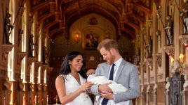 Първи снимки на новото кралско бебе