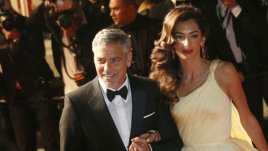 Амал Клуни е бременна с близнаци