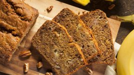 Пълнозърнест бананов хляб с ядки