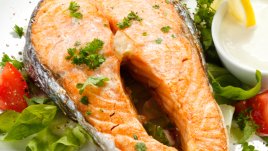 Сьомга с пикантна марината