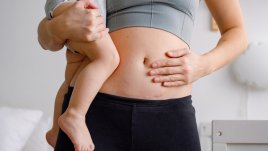 Какво да направим, за да приберем „майчинското коремче“?