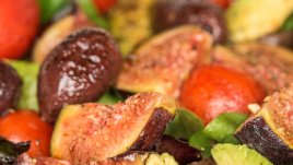 Гръцка салата със смокини