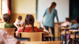 Учениците ще имат право на 15 дни отсъствия по семейни причини