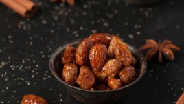 Канелено-карамелени бадеми 