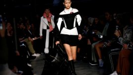 Джиджи Хадид дебютира за Burberry