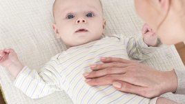 5 начина да облекчим запека при бебе