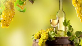 Защо бялото вино се отразява по-зле на жените от червеното?