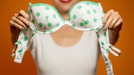 Колко често трябва да се пере сутиенът