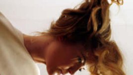 Потъмняване на бели коси с картофени обелки