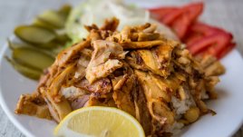 Запечени пилешки гърди с вкусна марината