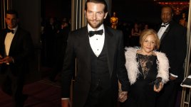 Какъв е Той според държанието към майка си