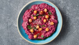 Хумус с червено цвекло