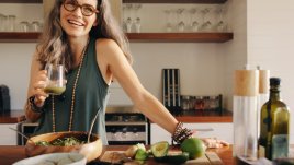 Как напредването на възрастта влияе на хранителните ви нужди?