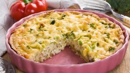 Запечено пилешко с броколи и гъби в сметанов сос