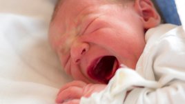 Как да успокоите бебето само за няколко секунди (видео)