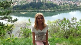 Венета Райкова с перфектно тегло