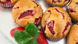 Ягодови мъфини с канела