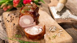 Свинско филе в прошуто на фурна