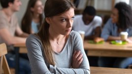 5 признака на нездравословно приятелство и кога да го прекратите 