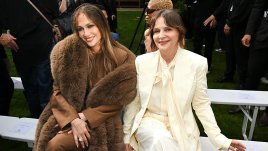 Дженифър Лопес и Жулиет Бинош блеснаха на ревю на Stella McCartney в Париж (+Снимки)