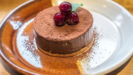 Шоколадова торта с 2 съставки